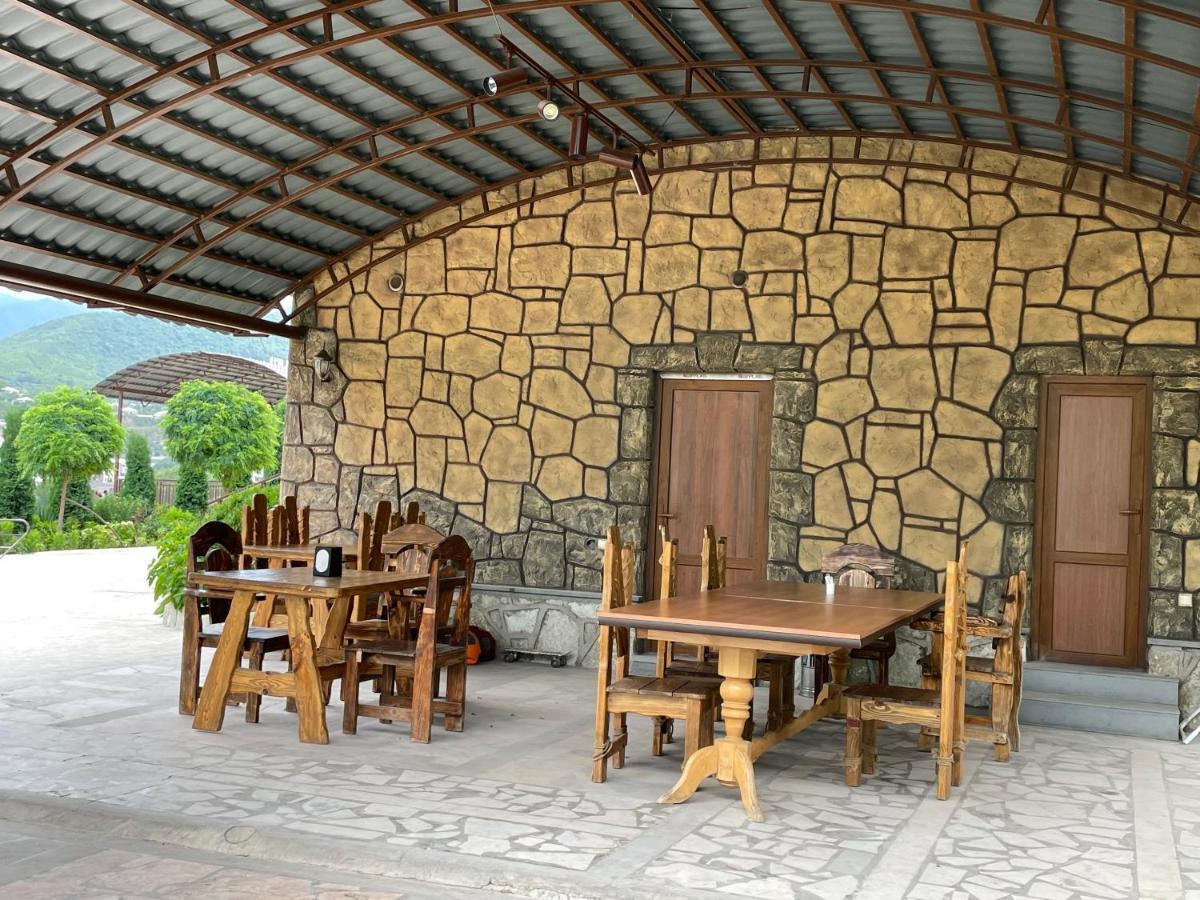Kamar Hotel Ijevan Exterior foto