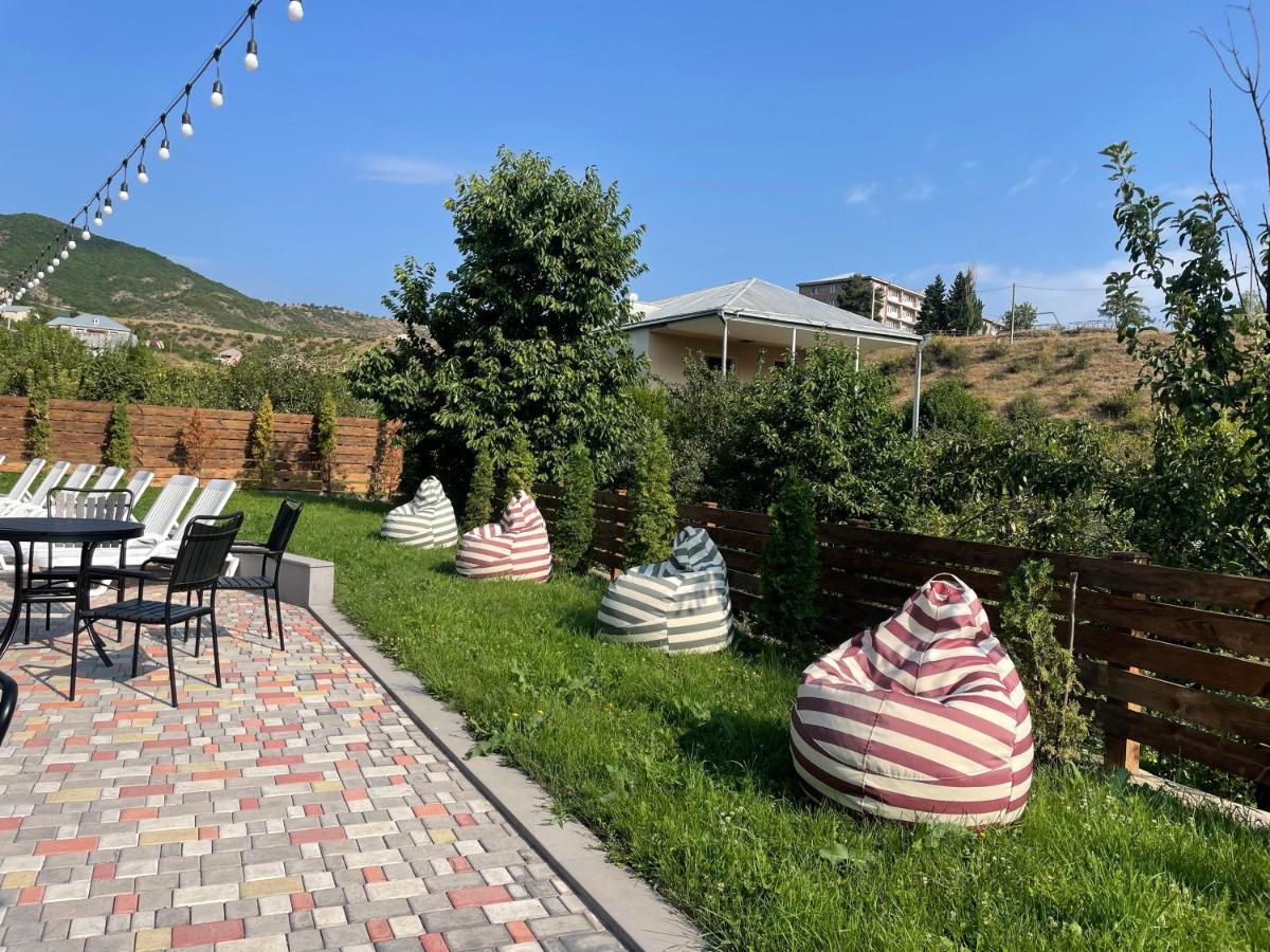Kamar Hotel Ijevan Exterior foto
